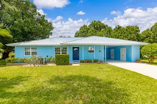 1425 20th Ave, Vero Beach, FL 32960 - Photo 1