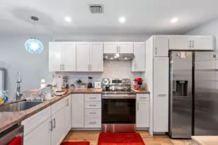 3100 NE 48th St, Fort Lauderdale, FL 33308 - Photo 9