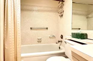 2060 Harwood E, Deerfield Beach, FL 33442 - Photo 17