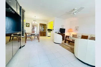 2060 Harwood E #2060, Deerfield Beach, FL 33442 - Photo 3