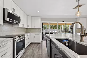 159 SE 26th Ave, Boynton Beach, FL 33435 - Photo 11