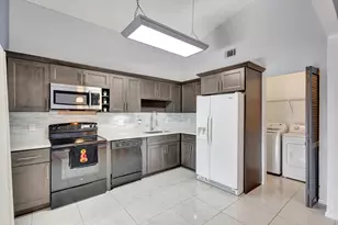 4385 Willow Brook Cir, West Palm Beach, FL 33417 - Photo 9