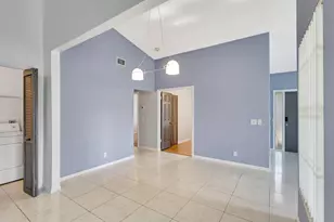 4385 Willow Brook Cir, West Palm Beach, FL 33417 - Photo 11