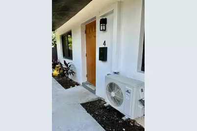880 NW 8th Avenue, Pompano Beach, FL 33060 - Photo 1