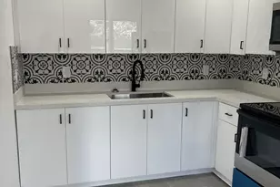880 NW 8th Ave, Pompano Beach, FL 33060 - Photo 3