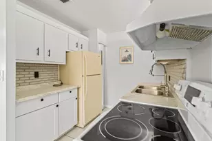 3709 NW 84th Ave, Sunrise, FL 33351 - Photo 25