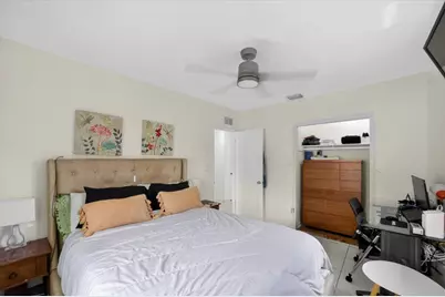 995 NE 156th Terrace, North Miami Beach, FL 33162 - Photo 13