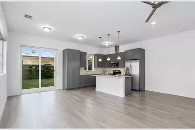 1110 NE 14th Avenue, Fort Lauderdale, FL 33304 - Photo 3