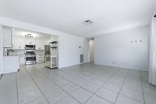 715 Green St, West Palm Beach, FL 33405 - Photo 9