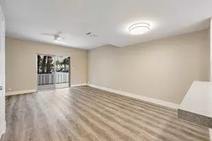 2747 NE 15th St, Pompano Beach, FL 33062 - Photo 11