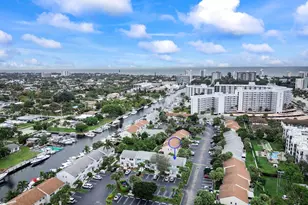 2747 NE 15th St, Pompano Beach, FL 33062 - Photo 1