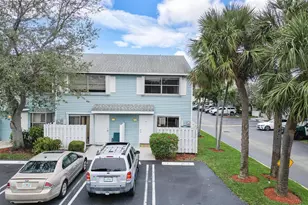 2747 NE 15th St, Pompano Beach, FL 33062 - Photo 3
