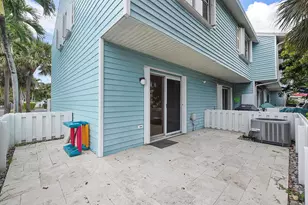2747 NE 15th St, Pompano Beach, FL 33062 - Photo 31