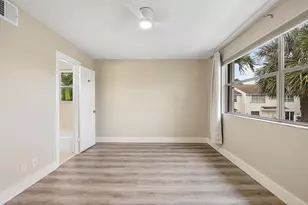 2747 NE 15th St, Pompano Beach, FL 33062 - Photo 25