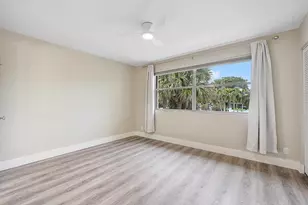 2747 NE 15th St, Pompano Beach, FL 33062 - Photo 23