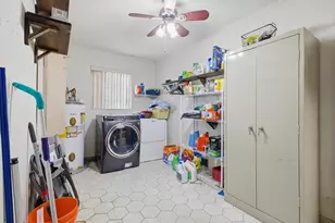 10325 NW 42nd Dr, Coral Springs, FL 33065 - Photo 37