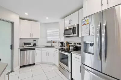 3661 Via Poinciana #616, Greenacres, FL 33467 - Photo 3