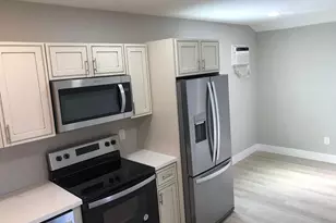 1715 Buchanan St, Hollywood, FL 33020 - Photo 9