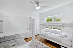 7825 Byron Ave, Miami Beach, FL 33141 - Photo 5