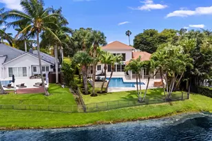 2432 Golf Brook Dr, Wellington, FL 33414 - Photo 47
