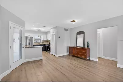 110 Wettaw Lane #202, North Palm Beach, FL 33408 - Photo 5