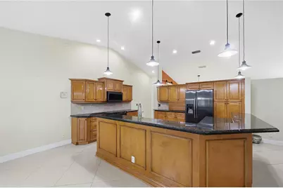 10949 NW 1st Manor, Coral Springs, FL 33071 - Photo 17