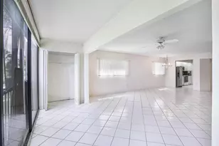 13701 SW 12th St, Pembroke Pines, FL 33027 - Photo 11