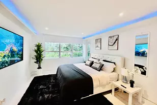 1500 Bay Rd, Miami Beach, FL 33139 - Photo 5