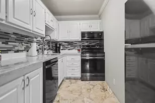 2840 NE 14th St, Pompano Beach, FL 33062 - Photo 3