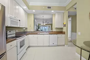 26 Harbour Isle Dr W, Fort Pierce, FL 34949 - Photo 13