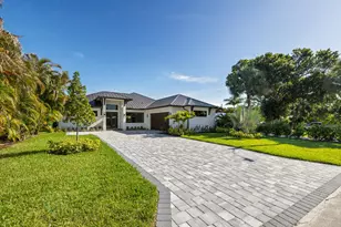 513 SW South Carolina Dr, Stuart, FL 34994 - Photo 17