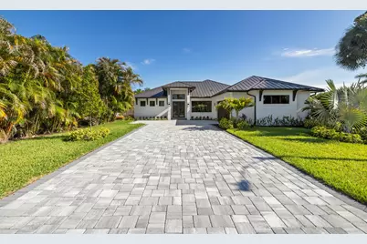 513 SW South Carolina Drive, Stuart, FL 34994 - Photo 13