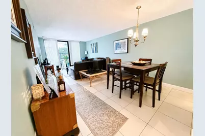 3300 NW 46th Street #104, Oakland Park, FL 33309 - Photo 5