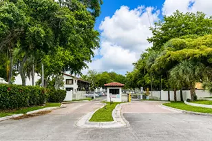 3300 NW 46th St, Oakland Park, FL 33309 - Photo 9