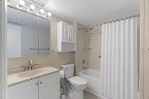 1940 NE 2nd Ave, Wilton Manors, FL 33305 - Photo 17