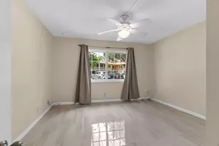 1940 NE 2nd Ave, Wilton Manors, FL 33305 - Photo 15