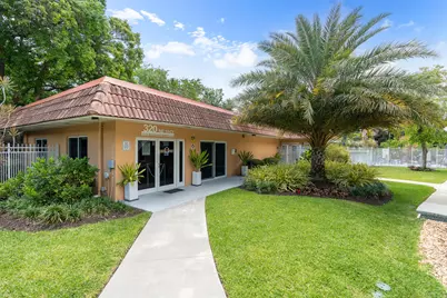1940 NE 2nd Avenue #106j, Wilton Manors, FL 33305 - Photo 23