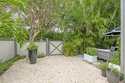 2474 Bedford Mews Drive, Wellington, FL 33414 - Photo 31