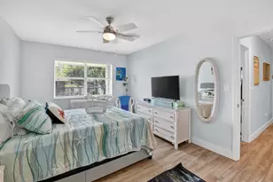 1050 NW 13th St, Boca Raton, FL 33486 - Photo 15