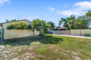4619 Gladiator Cir, Greenacres, FL 33463 - Photo 19