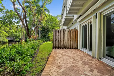 1777 NE 4th Avenue #B3, Fort Lauderdale, FL 33305 - Photo 17