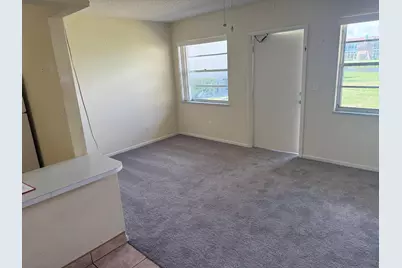 76 Royal Oak Drive #104, Vero Beach, FL 32962 - Photo 9