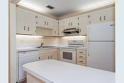 76 Royal Oak Drive #104, Vero Beach, FL 32962 - Photo 11