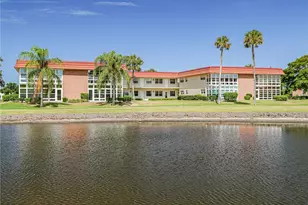 76 Royal Oak Dr, Vero Beach, FL 32962 - Photo 1