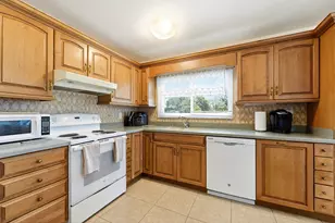 450 SW Kentwood Rd, Port Saint Lucie, FL 34953 - Photo 13