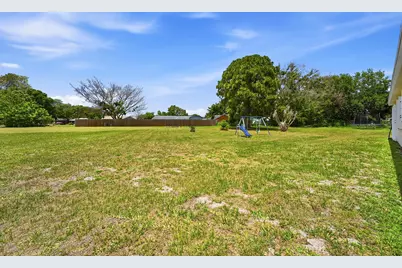 450 SW Kentwood Road, Port Saint Lucie, FL 34953 - Photo 33