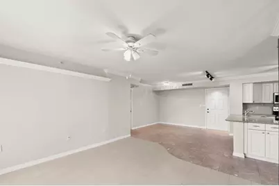 1200 Scotia Drive #403, Hypoluxo, FL 33462 - Photo 11