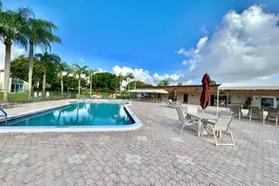 19 Abbey Ln, Delray Beach, FL 33446 - Photo 27