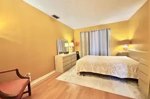19 Abbey Ln, Delray Beach, FL 33446 - Photo 13