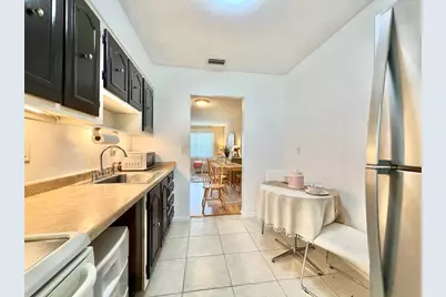 19 Abbey Lane #204, Delray Beach, FL 33446 - Photo 7